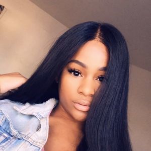 Meet your Posher, Chanea